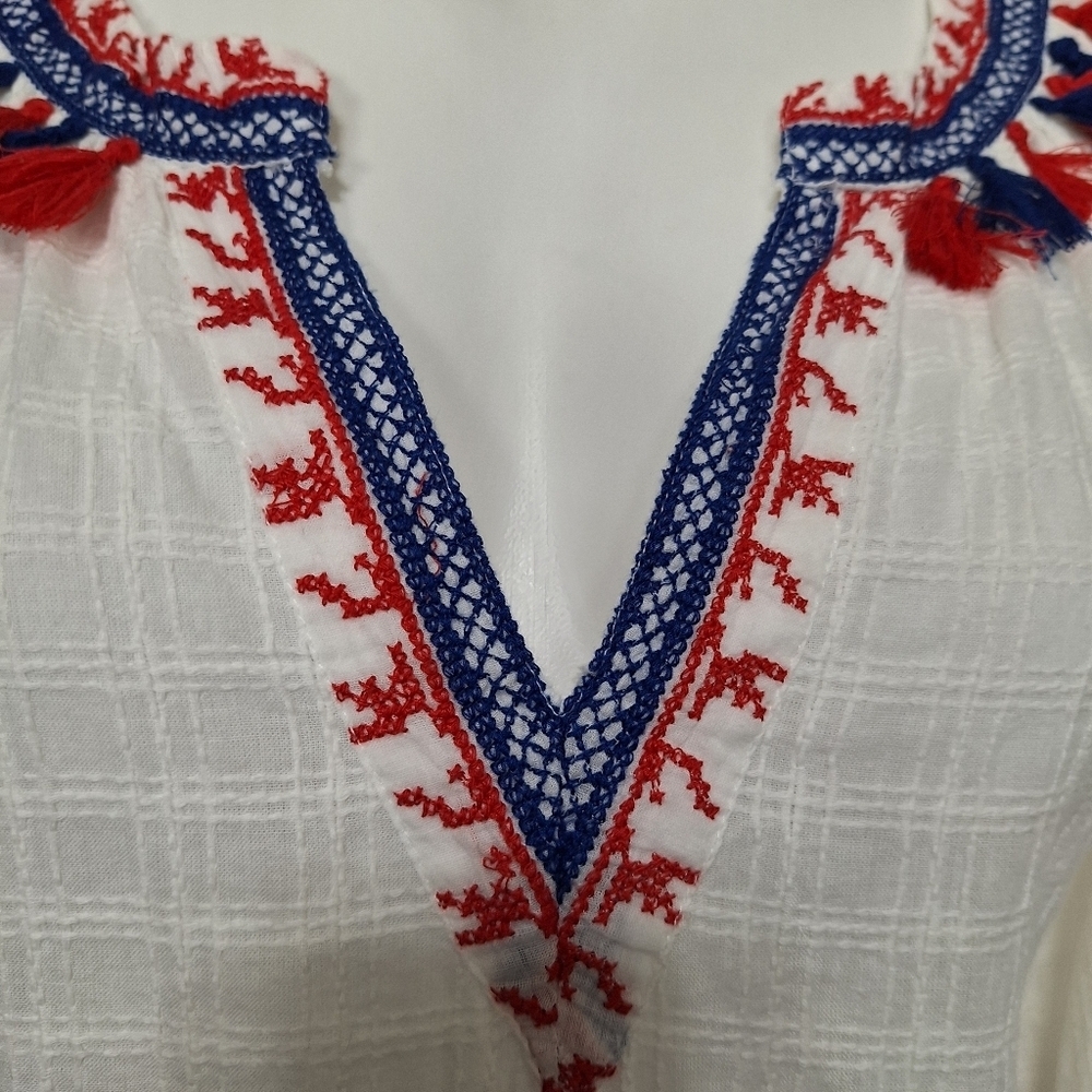 South Main White Embroidered 3/4 Sleeve V-Neck Bohemian Coastal Tunic Top Size S - Picture 7 of 15